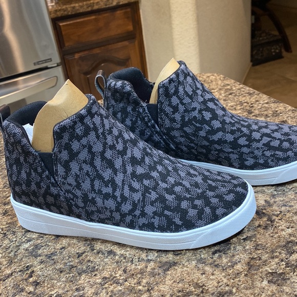 Ryka Shoes - Ryka slip ons sneakers size 8M NWOT